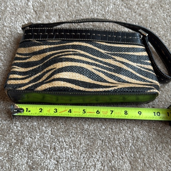Franco Sarto zebra print purse handbag - Picture 6 of 9